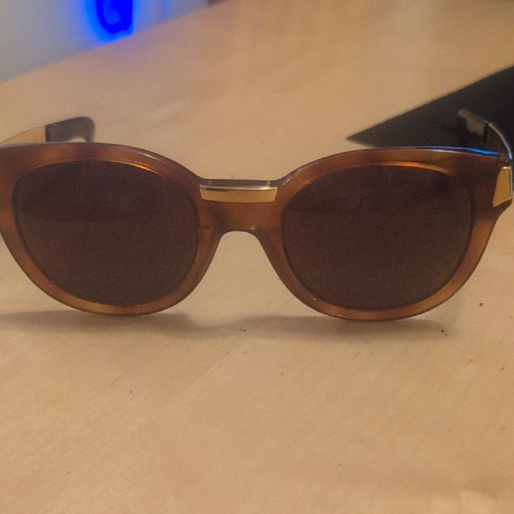 Vtg Gianfranco Ferre Tortoise Shell Sunglasses - image 1